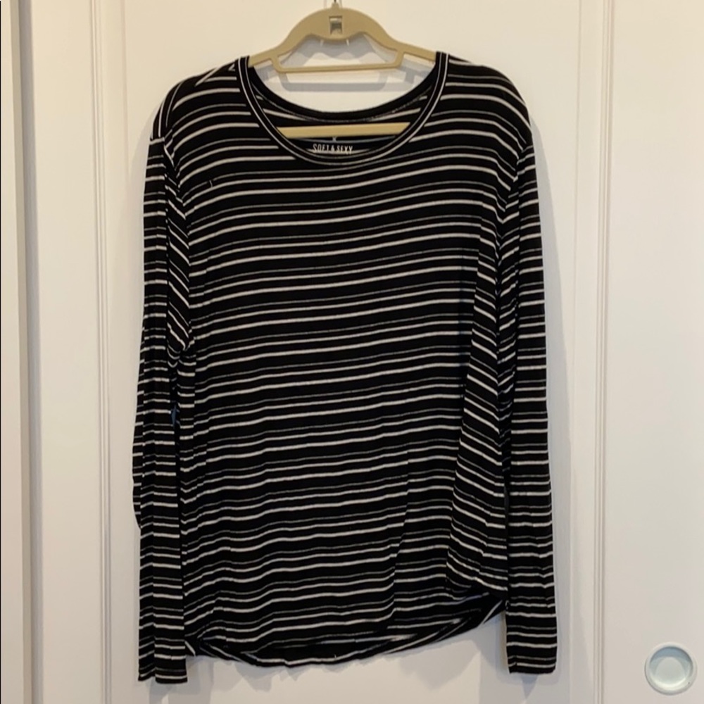 AMERICAN EAGLE SOFT & SEXY LONGSLEEVE